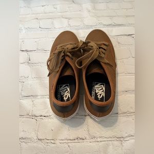 Women’s Vans size 8